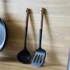 OSLO [Oslo] OSLO Noir Schwarz Silikon Holzgriff Kochutensilien Set 2-teilig (Schöpfkelle + Pfannenwender)
