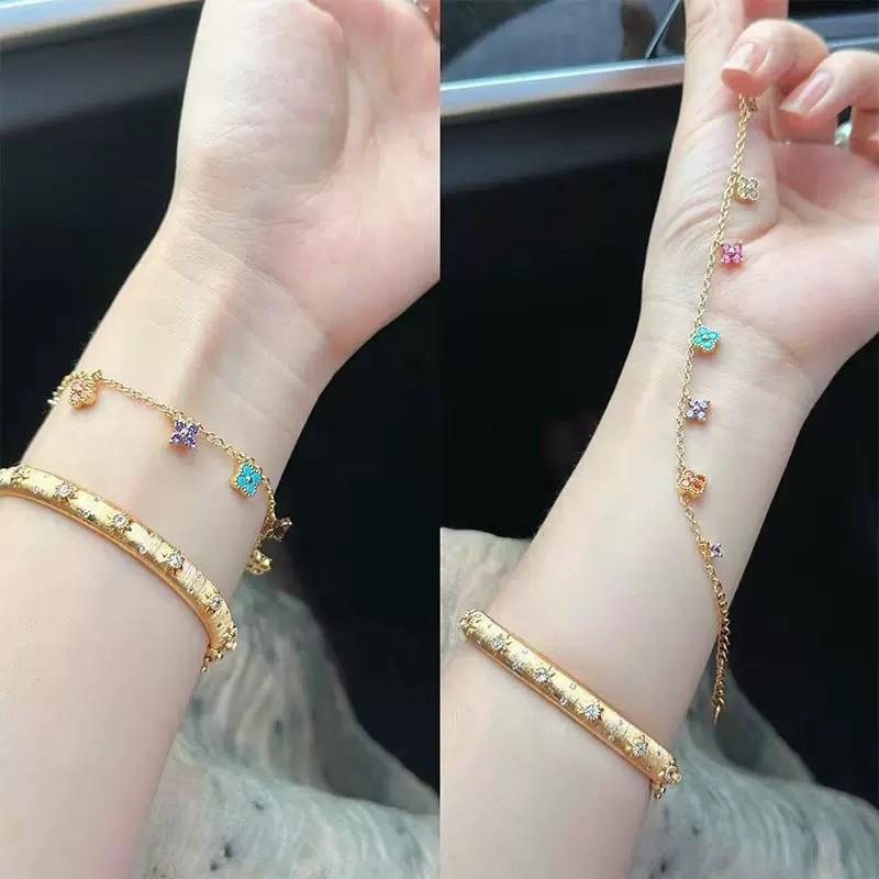 Four-leaf flower necklace women s French light luxury collarbone chain sweater chain