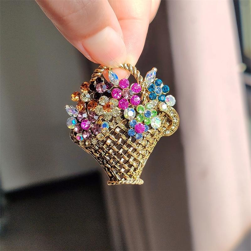 Vintage Cute Creative Flower Basket Brooch Women'S Suit Trendy Accessories Corsage Coat Coat Decoration Pin Scarf Buckle