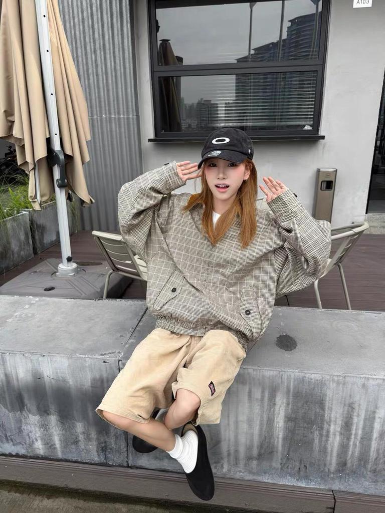 Premium Prince of Wales Check Corduroy Harrington Jacket with Contrasting Collar for Versatile Old Money Style Commuting.