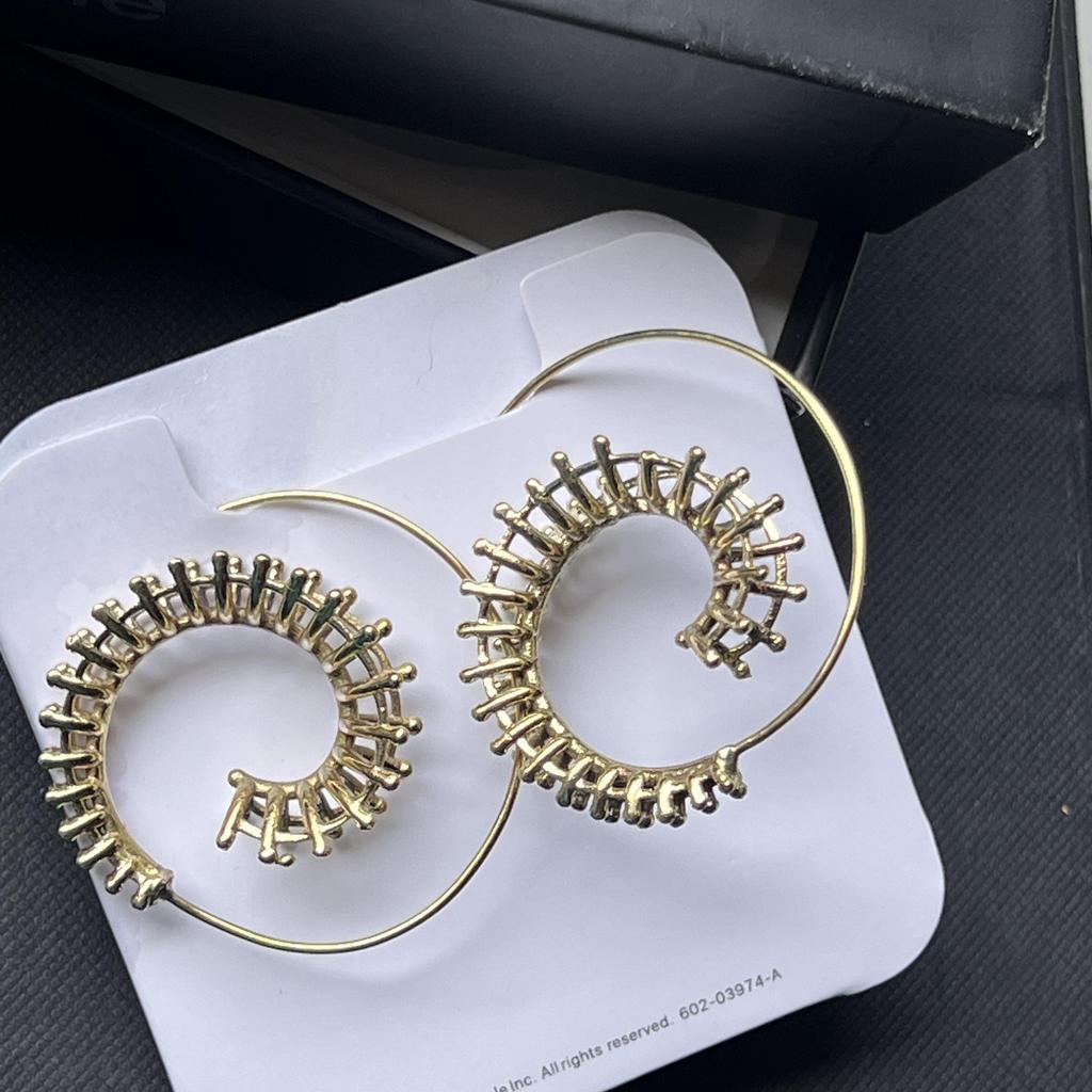 Handcrafted High Quality of Brass Tribal Spiral Earrings , Unique Boho Jewelry with Intricate Spiral Design, Ethnic Statement Earrings for a Bold Look