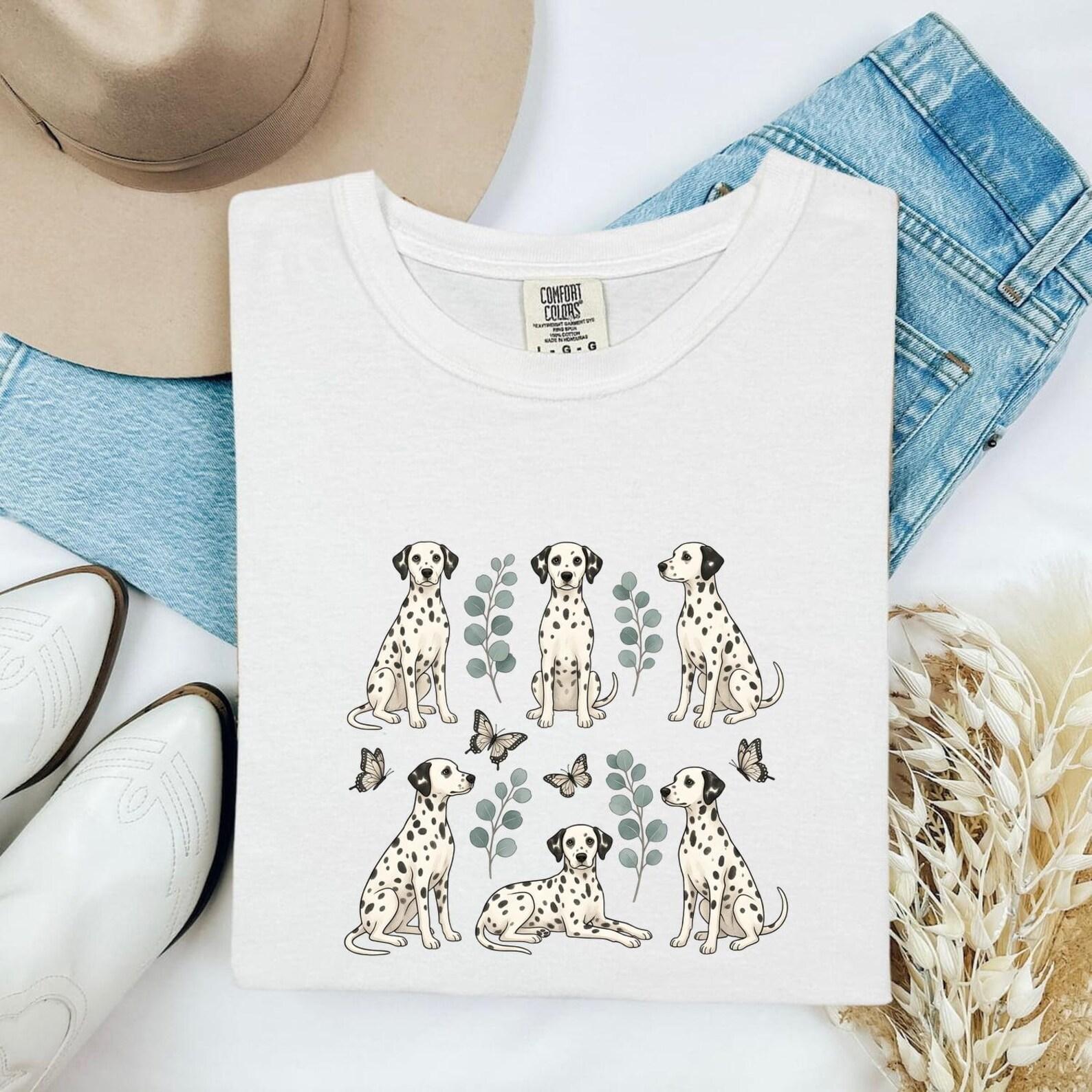 Dalmatian Puppy Shirt Dog Wildlife Gift Women Sketch Tee Dalmatian T-Shirt Dog Fan Spot Tshirt Wildlife Graphic Line Art Moth Tshirt 3XL