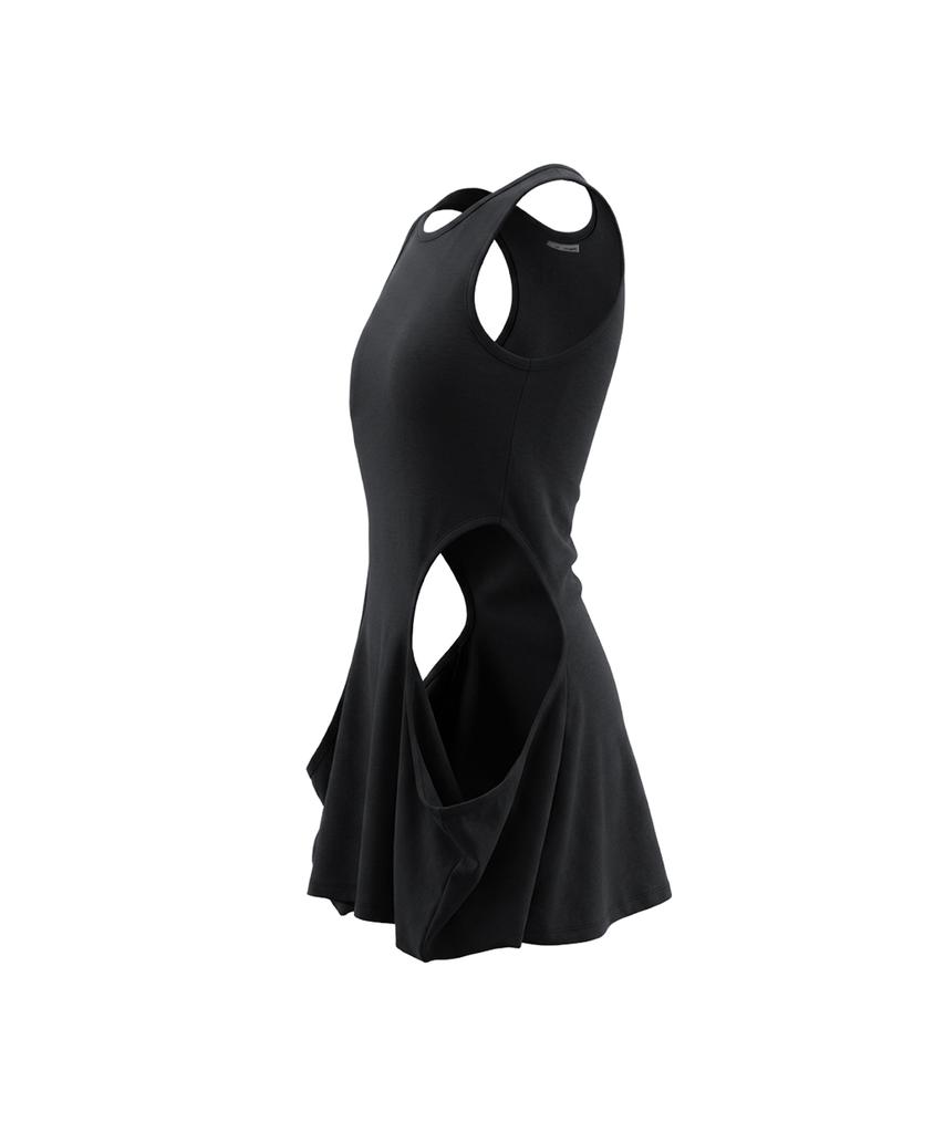 Jeongdo Open Slit Sleeveless . Black