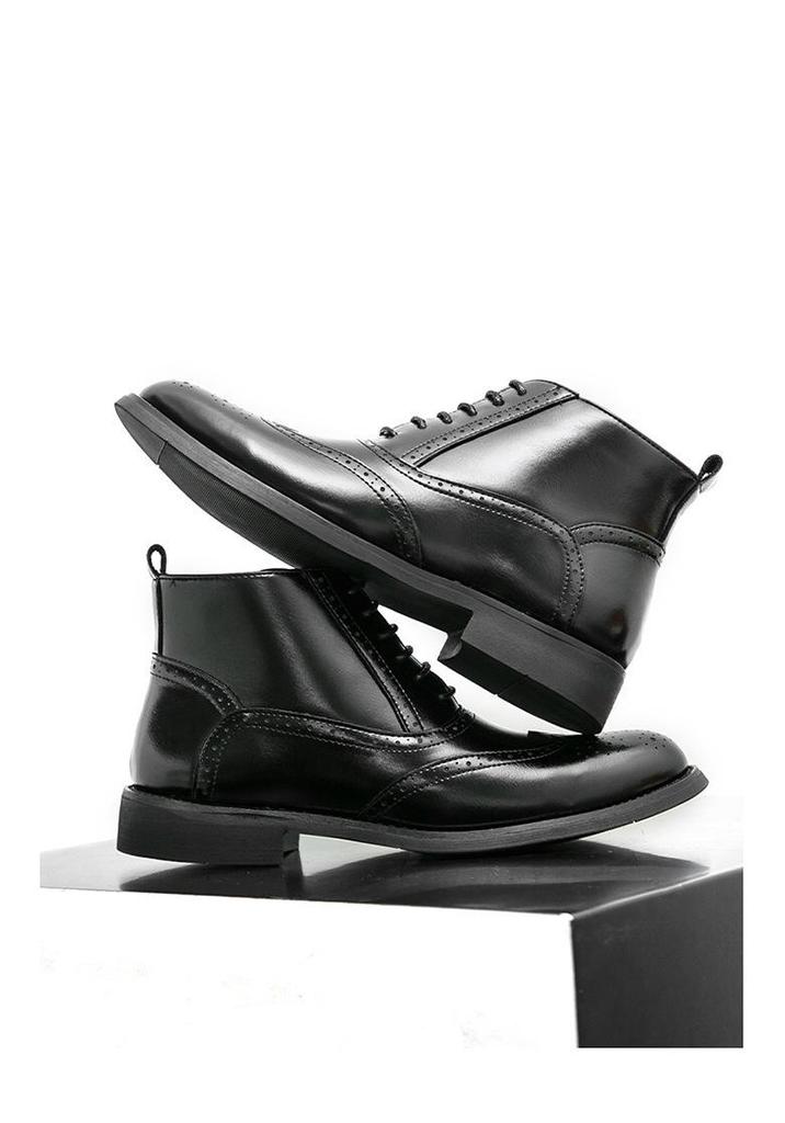 Men's High-Top Leather Pointed Toe Boots - Formal Casual Large Size Fashionable Short Martin Boots for Autumn.