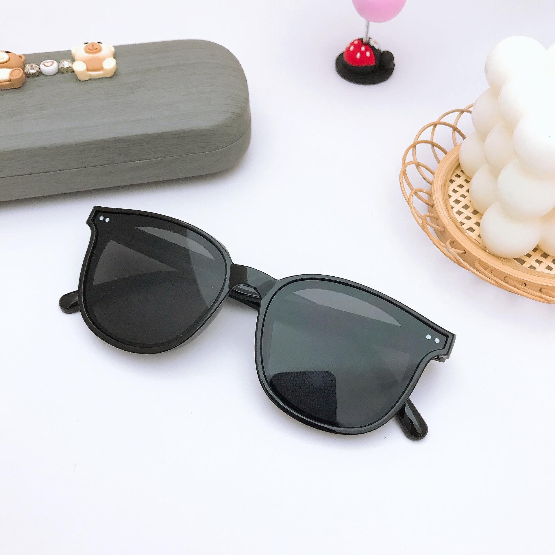 Trendy Boys And Girls Sunglasses Sunscreen Uv Protection Sunglasses Children S Sunglasses Children S Glasses