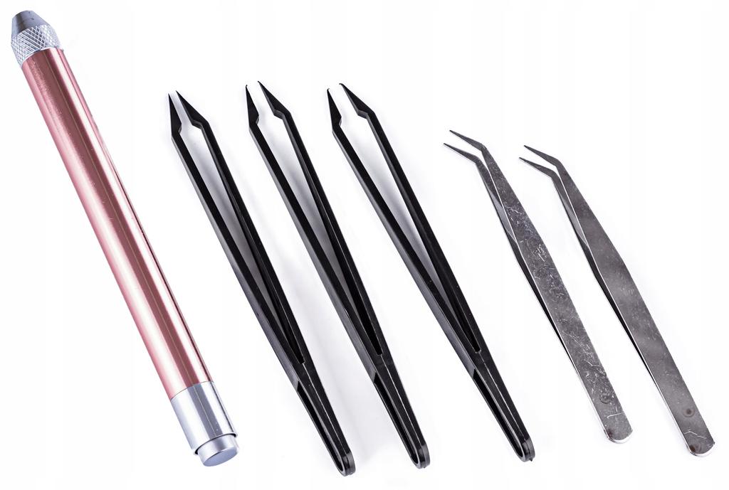 Hatalmas gyémántfestési kellékkészlet zseblámpával