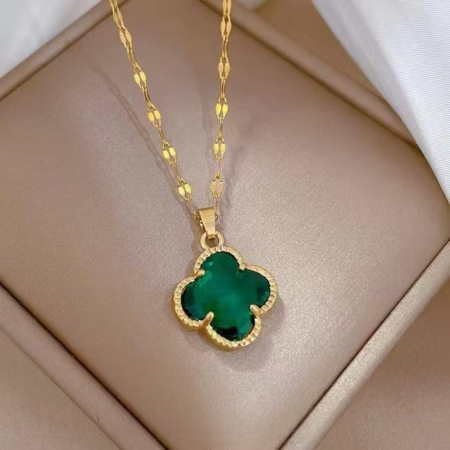 Four-Leaf Clover Necklace Female Design Light Luxury Simple Lace Pendant Collarbone Chain