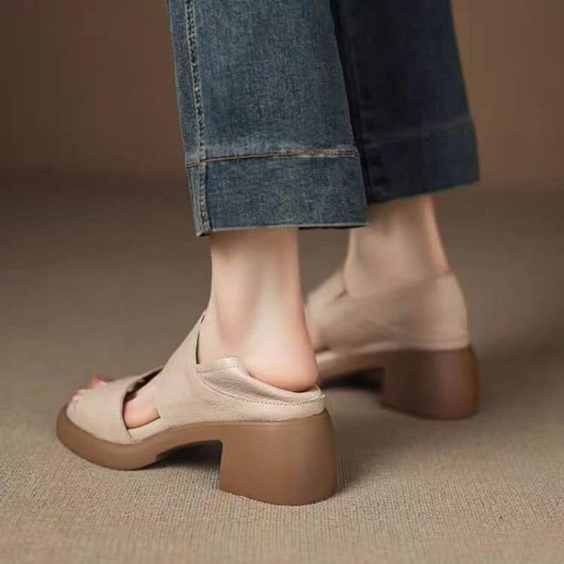 2026 New Women's Soft Leather Soft Bottom One Line Fish Mouth Sandals for Summer Outerwear, Thick Heels