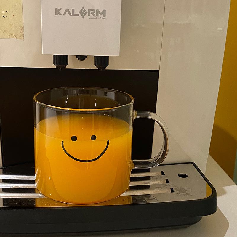 Busy Shop Ins Smiley Face Handle Glass, Cartoon High Temperature Resistant Simple Milk Cup Breakfast Fruit Cup 500Ml
