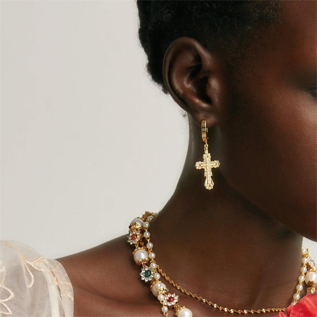 Cross Necklace Set Women's Shell Pearl Personalized Minimalist Necklace Punk Style Cross Gold-plated Color Preservation