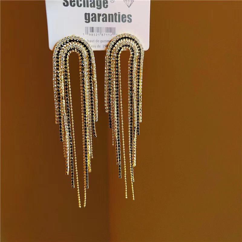 S925 Silver Needle Rhinestone Tassel Earrings - Exquisite Long Claw Chain with Colored Diamonds, European & American Style
