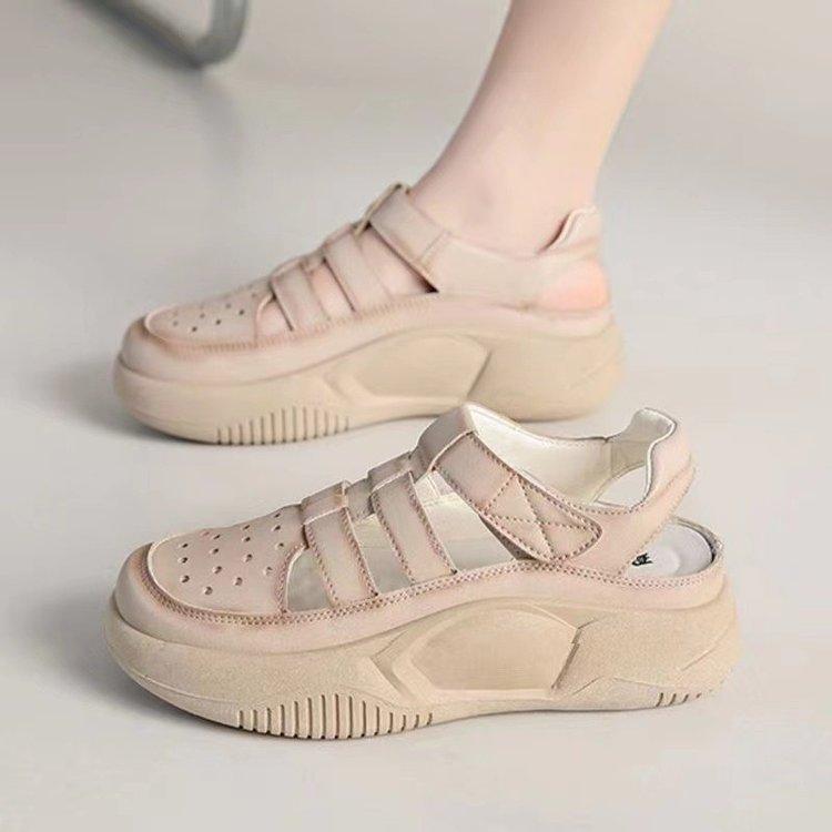 Fashion Female Sandal 2025 Women's Ladies Shoes Summer Soft All-Match Clogs With Heel Girls New Real Comfort Retro Thick Casual Scandals