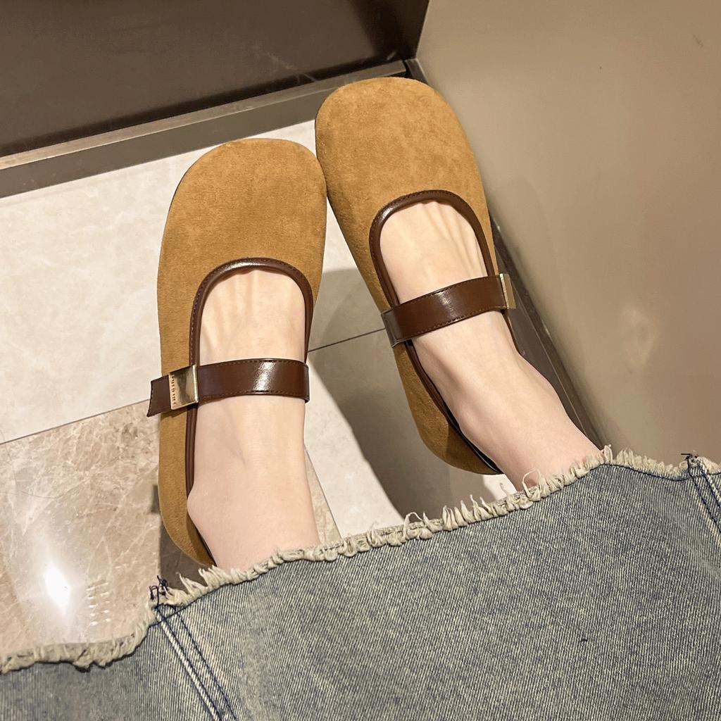 Vintage Mary Jane shoes women's flat 2025 summer new shallow mouth one-word strap with skirt single shoes soft-soled Doudou shoes
