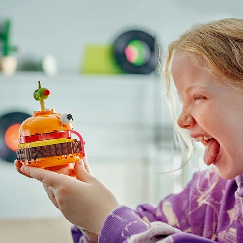 LEGO Fortnite Durr Burger Toy, Birthday Gift, Blocks, Boys and Girls, Ages 9, 10, and 11, Elementary School Game, 77070