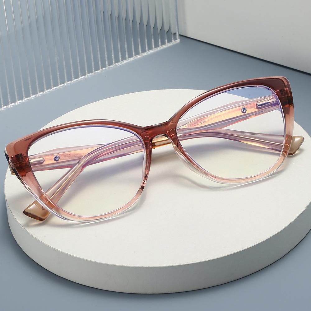 Retro-style Anti-blue Light Glasses for Women, Fashionable, Sophisticated, and Slimming Frames.