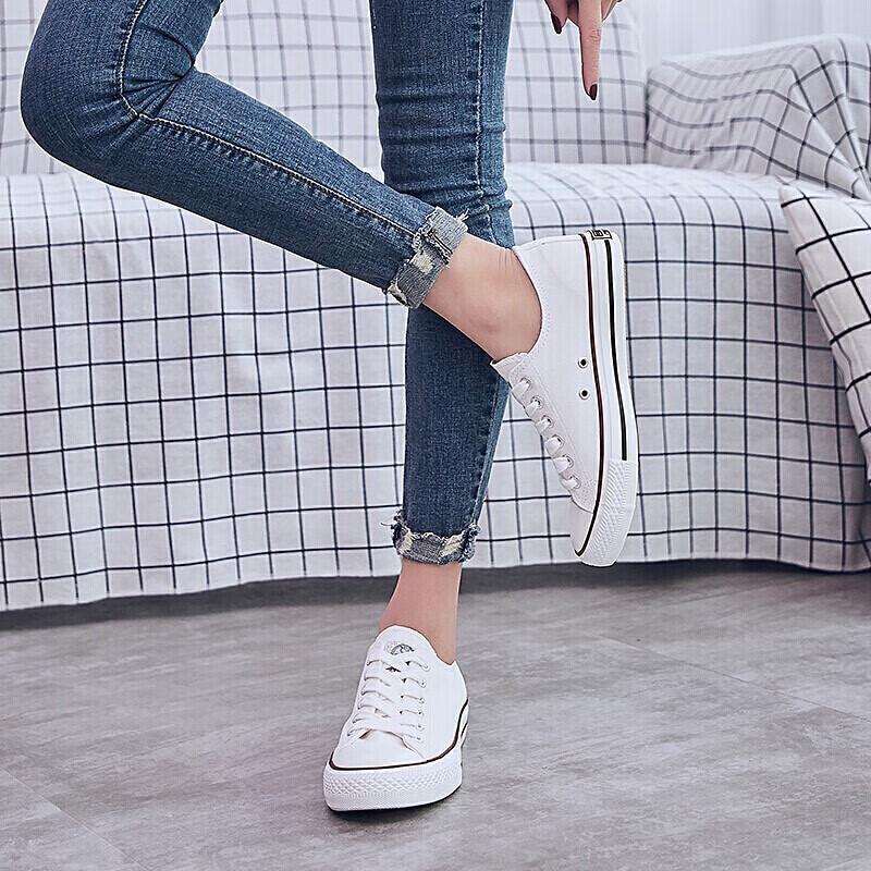 Warrior WXY391 Low-Top Canvas Sneakers