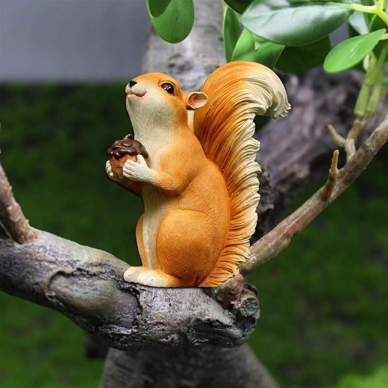 Voyyphixa Squirrel Tree Hugger Garden Statue Animal Garden Sculptures Climbing Squirrel Outdoor Yard Statues Tree Hanging Patio Lawn Yard Ornament