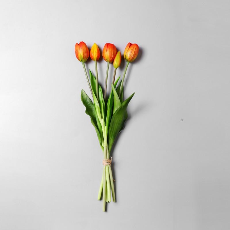 Орнаменты из искусственных цветов в европейском стиле Букет тюльпанов Искусственные цветочные украшения Гостиная В помещении Кофейный столик Стол Обеденный стол Цветочное украшение