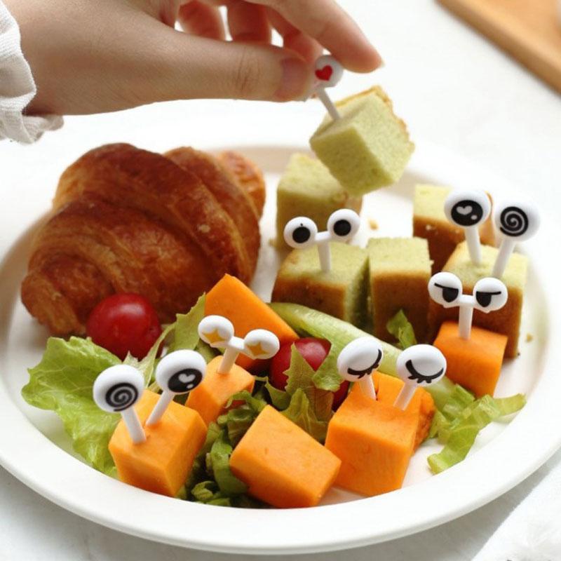 10 ks/sada Mini špízy Roztomilé kreslené oči Kawaii Obědová Bento krabička Jídlo Ovocná vidlička