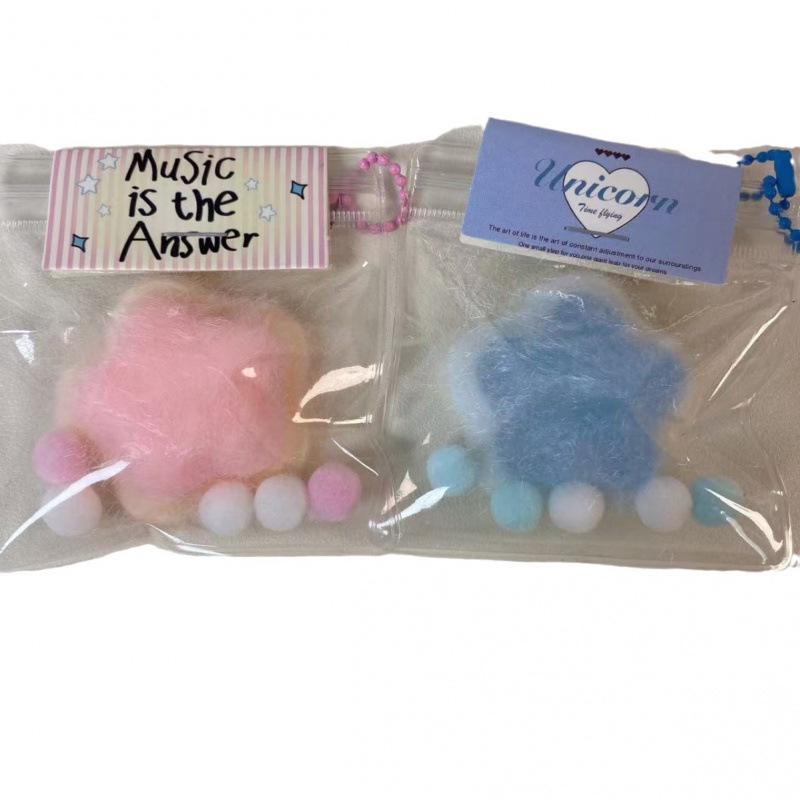 Super Soft Plush Star Toy - Cute Decompression Squeeze Pendant