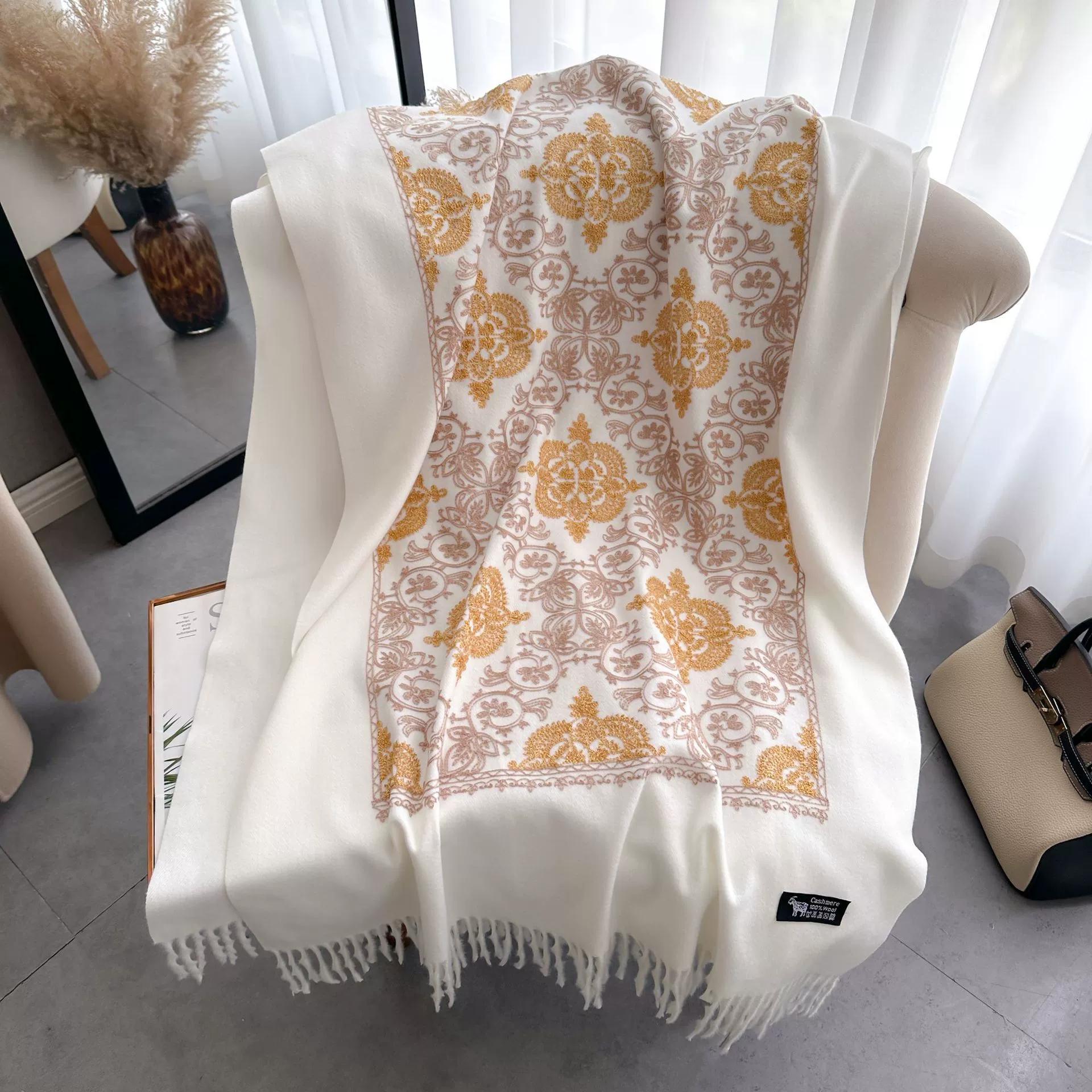 Winter Ethnic Style Totem Artistic Scarf Retro Elegant Faux Cashmere Embroidered Women S Warm Scarf Air Conditioner Shawls 130x130cm