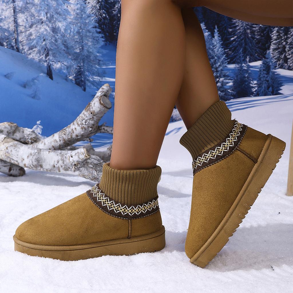 Casual Ethnic Embroidery Snow Boots Women 2025 Soft Thick Bottom Short Plush Snow Boots Winter Warm Knitted Boot Tube Shoes