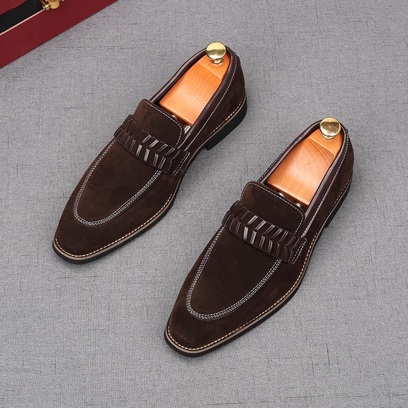 

Мода Мода Новый Джентльмен Бизнес Лоферы Мужские Заостренные Замшевые Кожаные Балетки Обувь Мужская Дизайнерская Для Выпускного Вечера Свадебная Обувь 38