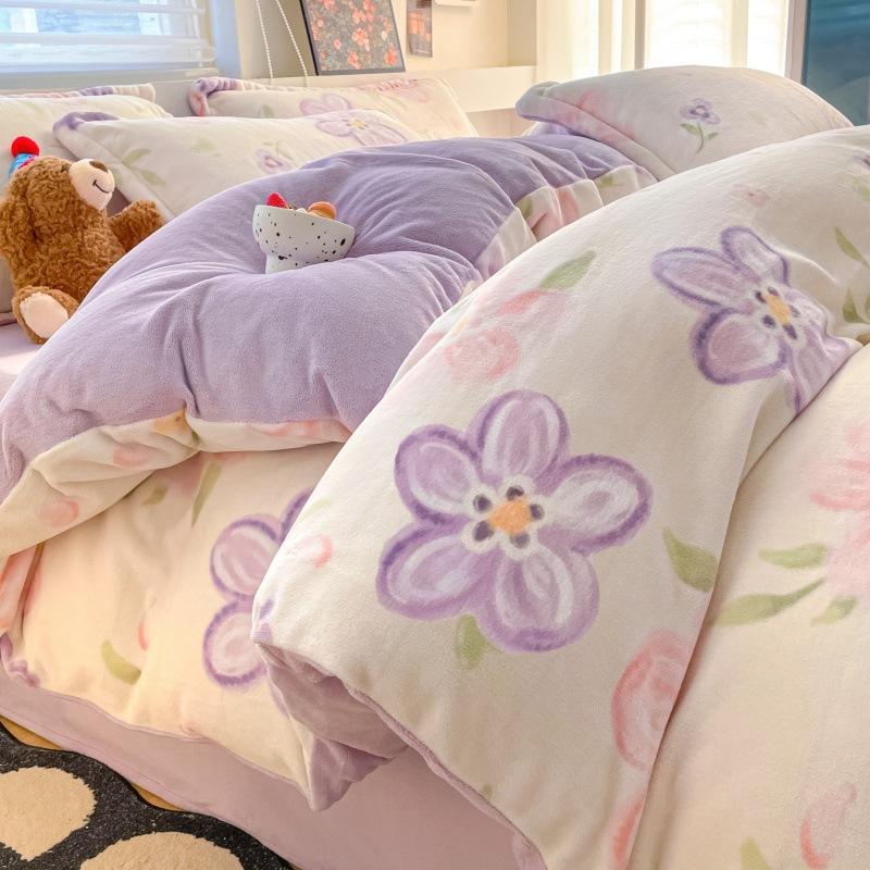 Thickened Milk Fleece Bed Four-Piece Set Warm Student Dormitory Quilt Cover Flannel Three-Piece Set