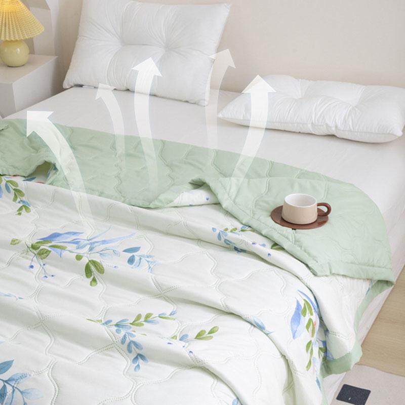 Cartoon Flower Printed Quilted Summer Quilt Lightweight Breathable Air Condition Quilts for Bed Soft Comfort Bedding for Adults