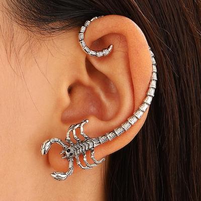 Orecchino a polsino Scorpione Gotico: Stile Punk Hip Hop, Design Creativo Velenoso, Accessorio Orecchino a Clip Transfrontaliero