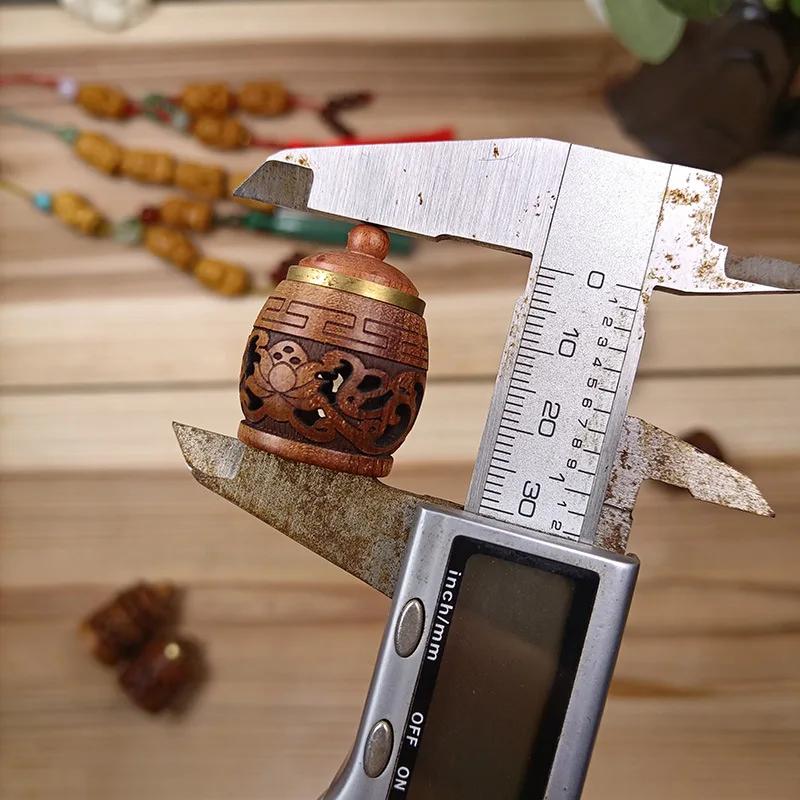 Wood Hollow Carved Aromatherapy Bottle Mini Vase Pagoda Car Hanging Decoration Fragrance Diffuser Bottle Sealed Jar Pendant