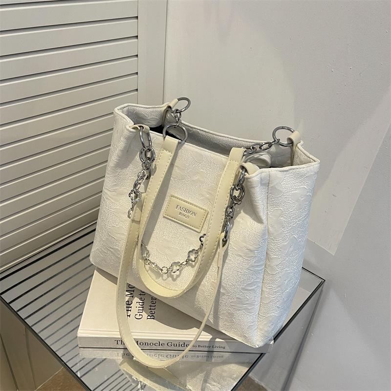 New Shoulder Bag Large Capacity Women's Tote Fashion Bag Women's Shoulder Student Bag Versatile Commuter Tote Bag