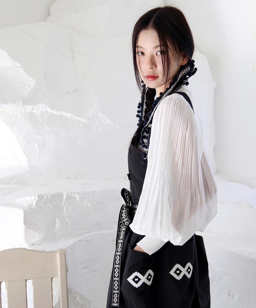 Eipeuleonwei Ethnica Apron Dress 2 Sizes