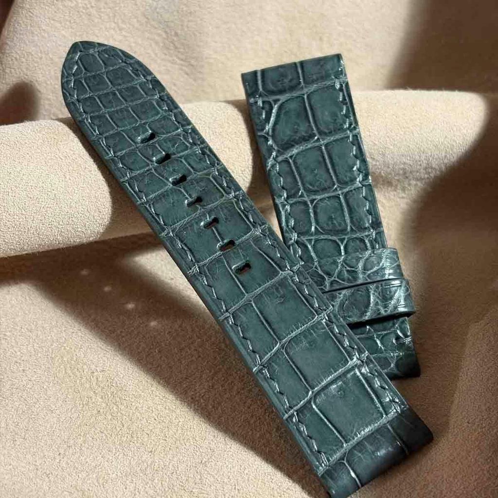 Used Cro-2093 Crocodile Watch Strap Gray (lug Width 24 Mm - Buckle Width 22 Mm)