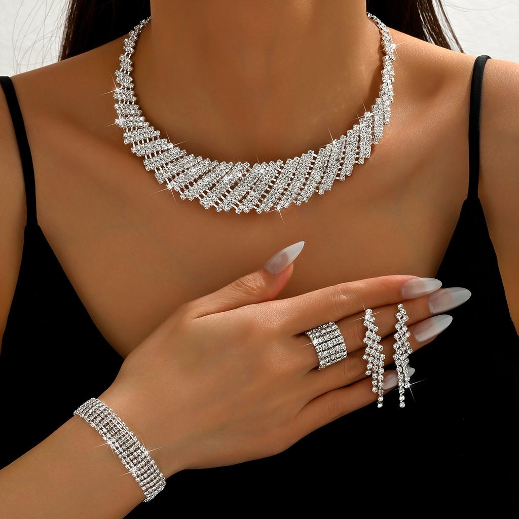 Ladies Accessories Dinner Banquet Accessories Five-Piece Jewelry Wedding Women'S Necklace Earrings Bracelet Ring