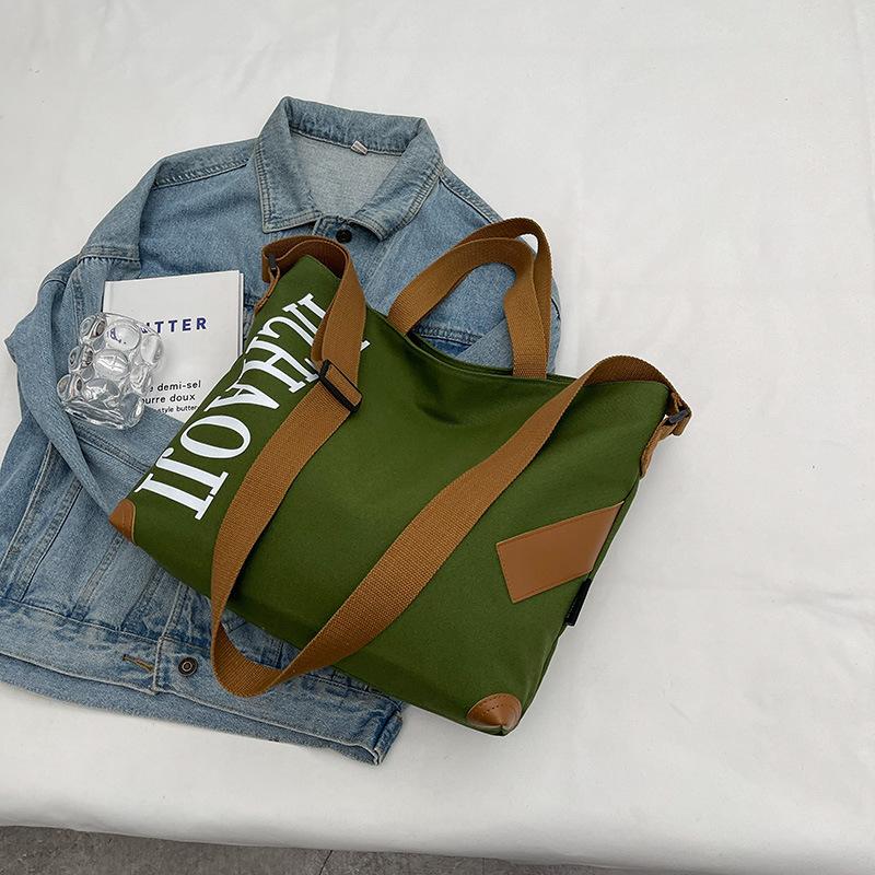 

Japanese canvas tote bag women s leisure large-capacity canvas tote bag college student class versatile shoulder messenger bag зелений
