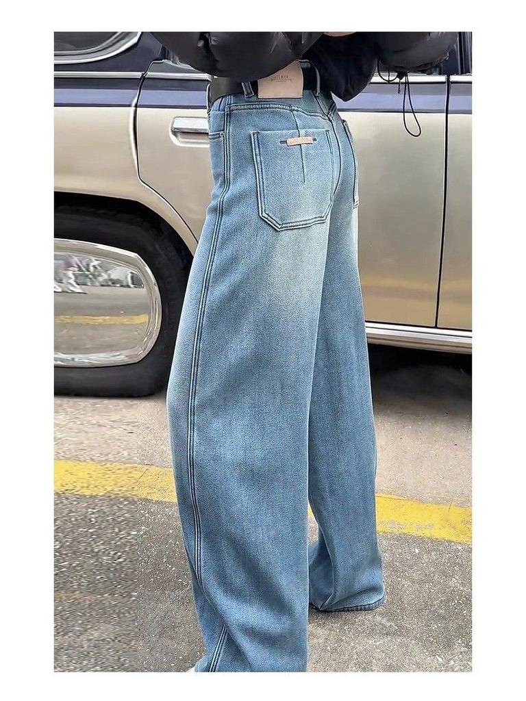 Women's High-Waist Light Blue Denim Wide-Leg Pants with Plus Velvet, Curved Leg, Perfect for Autumn/Winter 2025.
