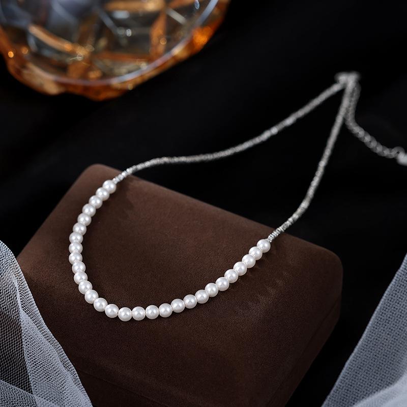 Banyan Tree S925 Silver Pearl Clavicle Necklace: Women's Luxury Niche Design with Broken Silver Accents