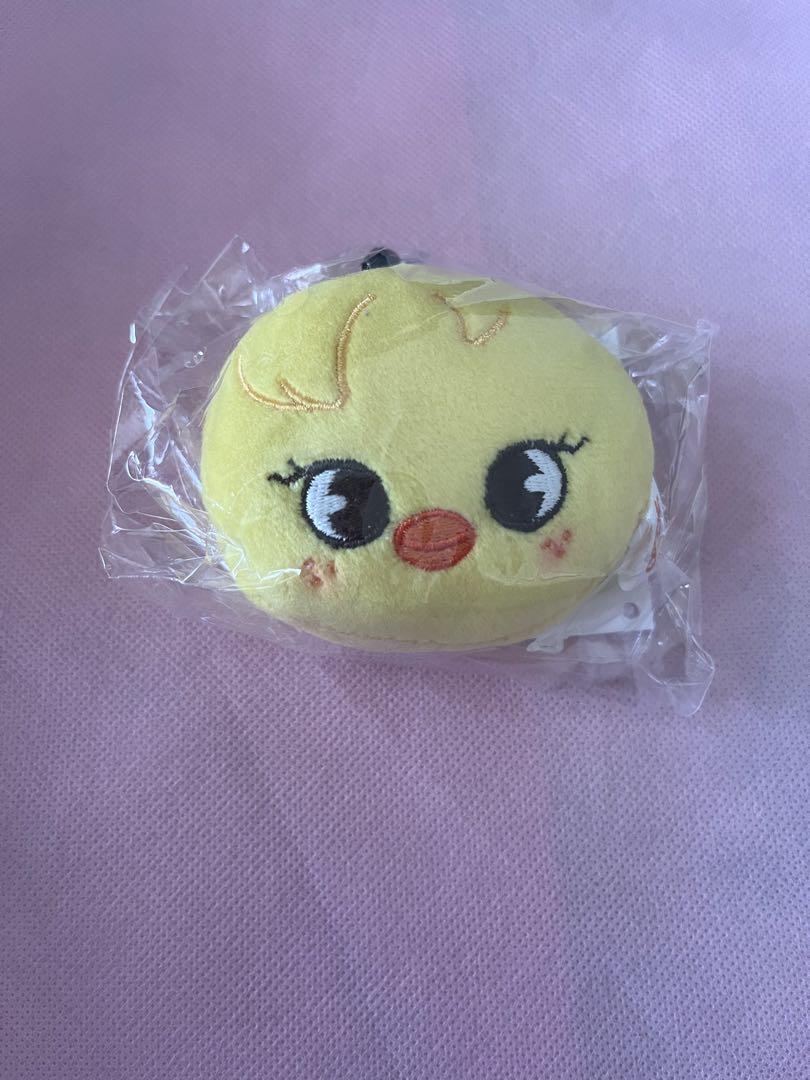 

[USED] skzoo face keychain Pogari