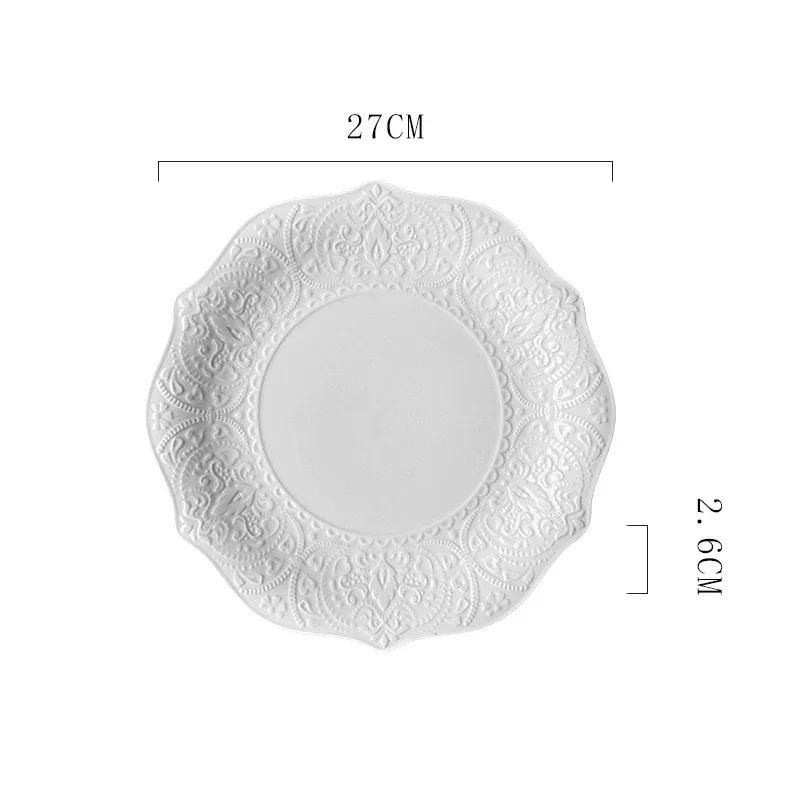 

Креативная рельефная керамическая тарелка в форме цветка для домашнего завтрака, изысканная однотонная посуда, легкая, роскошная, для ресторана, десертная тарелка