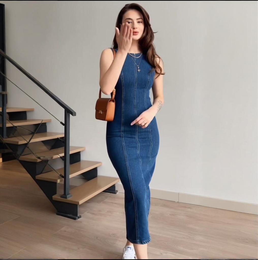 2025 European & American Sleeveless Round Neck Slimming Dress - Sexy & Commuting Style