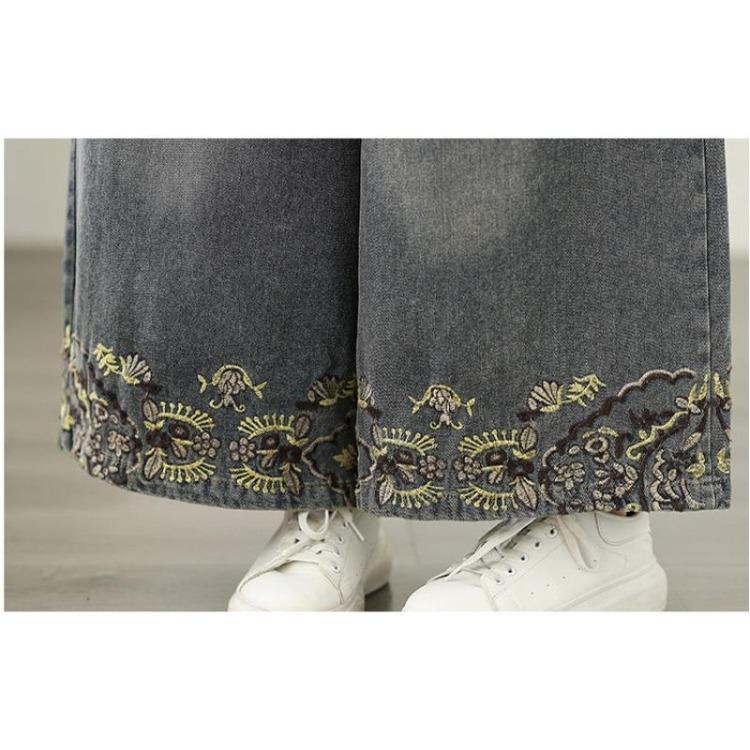 New Plus Size Women Jeans Loose Denim Trousers Casual Big Size Long Pants Autumn Embroidery