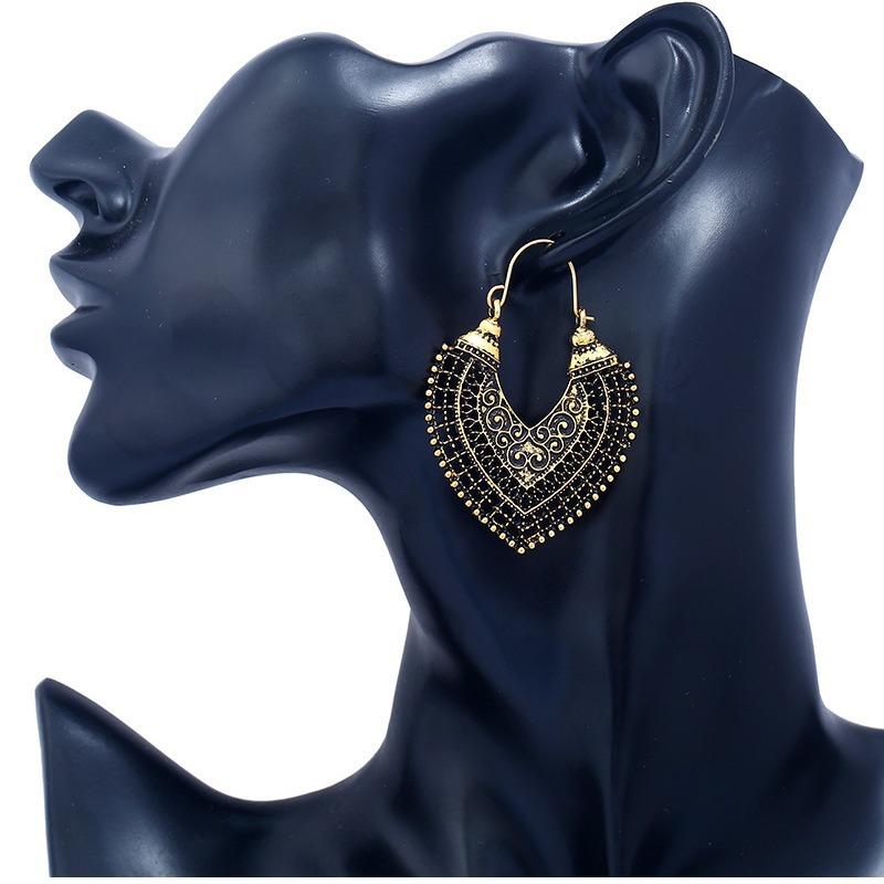 Vintage Ethnic Style Hollow Heart Earrings Fashionable Gypsy Micro Carved U-shaped Earrings Womens Jewelry Dangle Earring Gifts