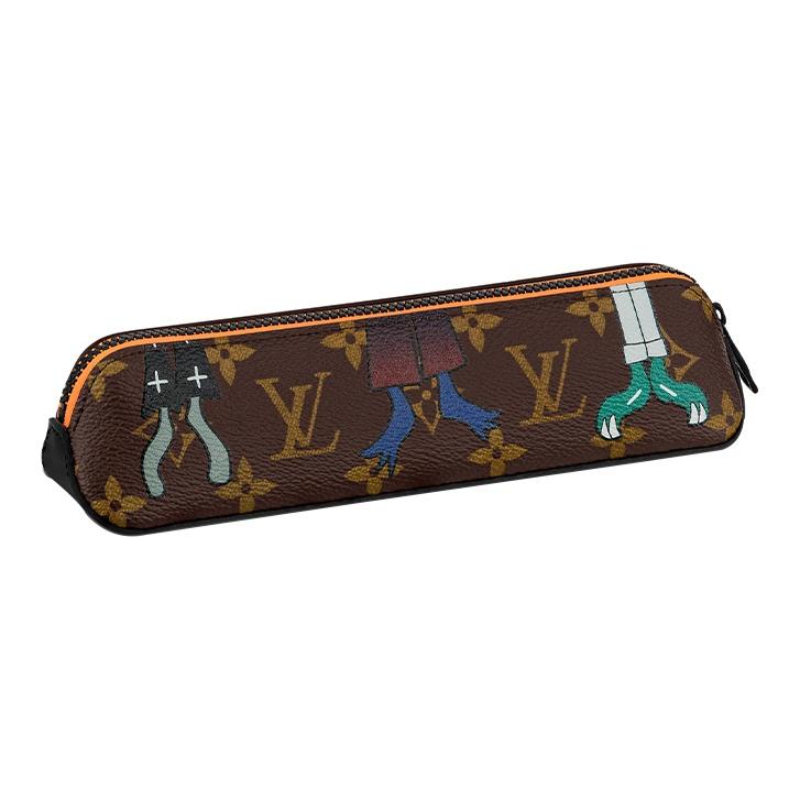 Louis Vuitton Spring Summer Show Collection Graffiti Pencil Case Leather Clutch Unisex Clutch GI0580