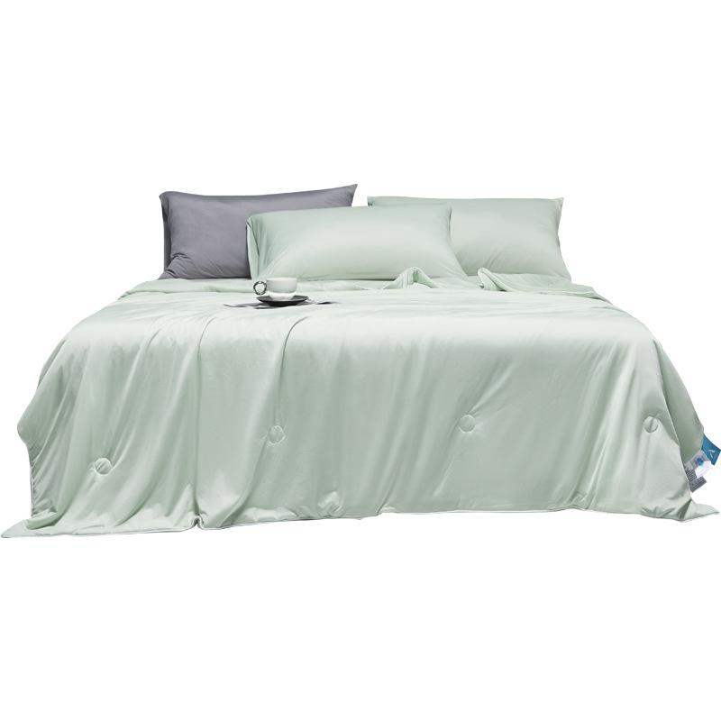 Cooling Silk Summer Blanket: Lightweight, Washable, and Perfect for Air Conditioning