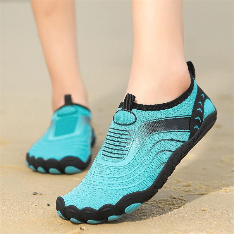 Lightweight and quick-drying creek shoes men's and women's outdoor swimming beach shoes couple breathable wading shoes