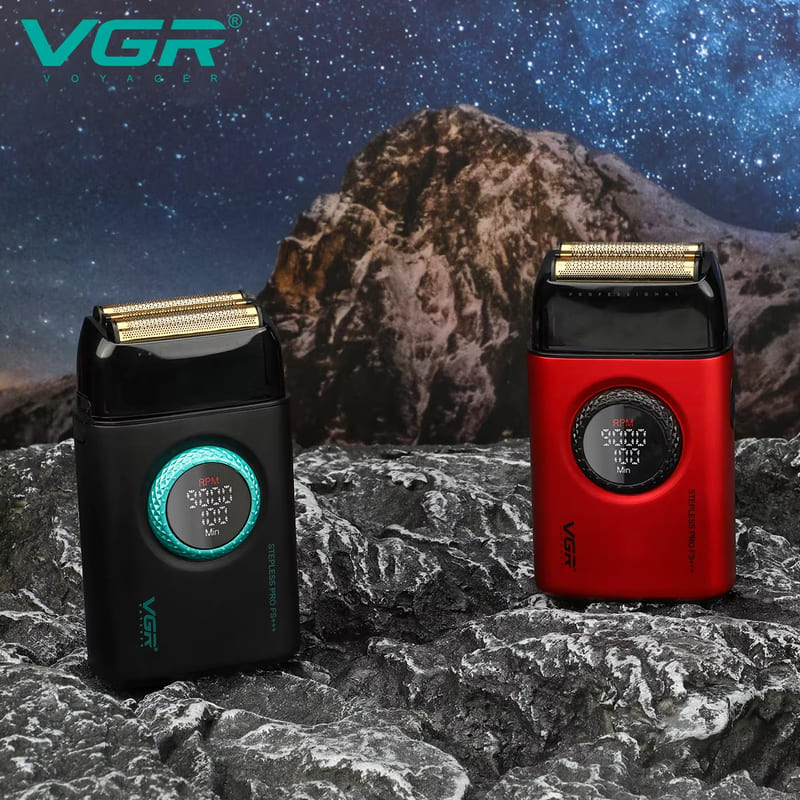 Reciprocating Household Shaver with High-speed Motor, Digital Display and Rechargeable Professional Electric Shaver for Men  Safe and Skin-friendly