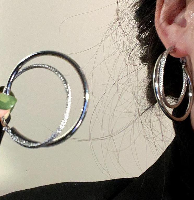 Bold Metal Circle Stud Earrings for Women – Statement Ear Cuff Hoop Jewelry