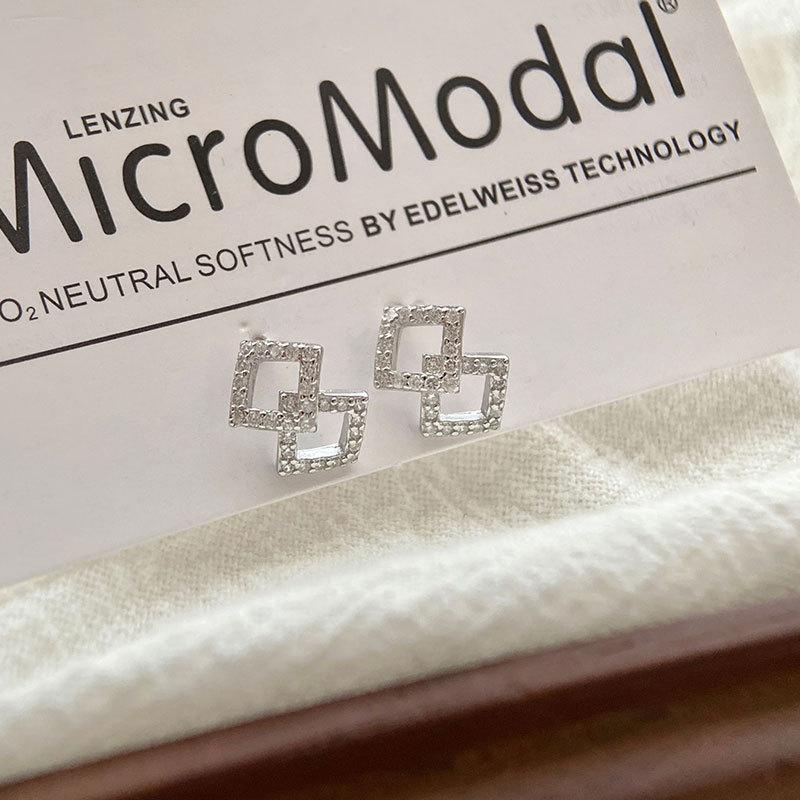 Diamond-in Square Earrings Square Connection Earrings Small Geometric Exquisite Earrings for Women