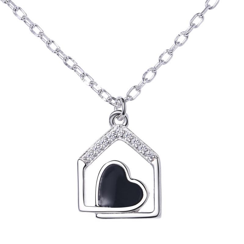 Heart Hut Diamond Necklace Mori Niche Design Pendant Fashion Light Luxury Collarbone Chain